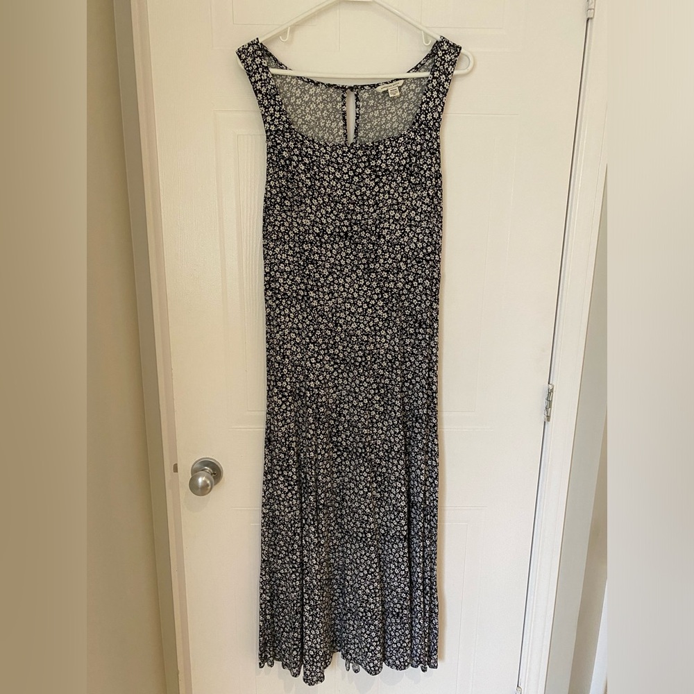 American Eagle Outfitters Black and White Floral Midi Dress